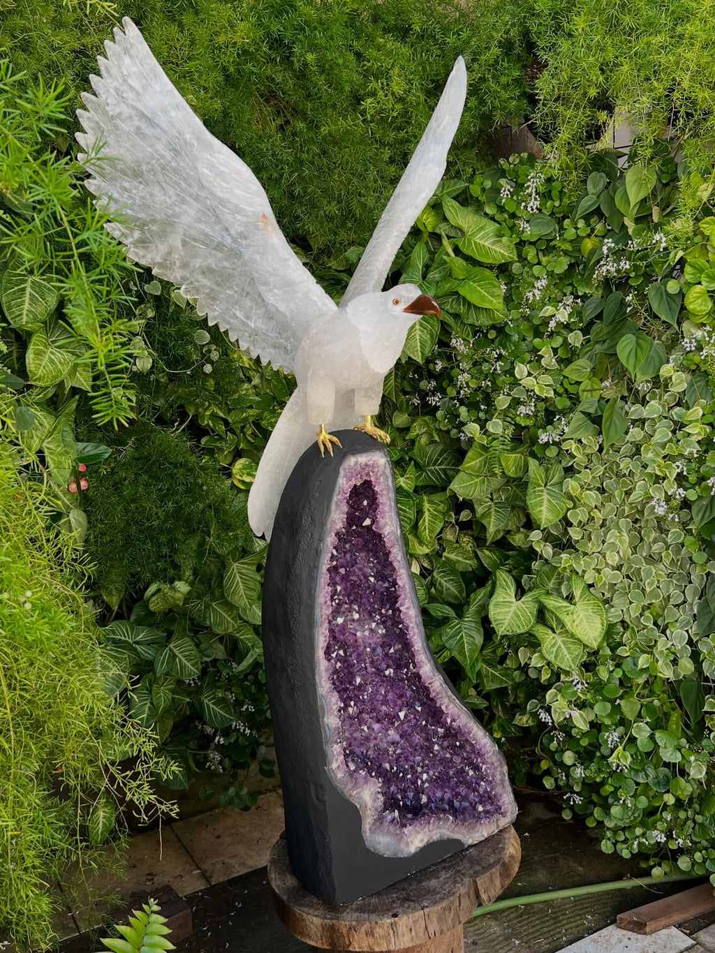 Amethyst Geode Eagle — Rock Crystal Carving