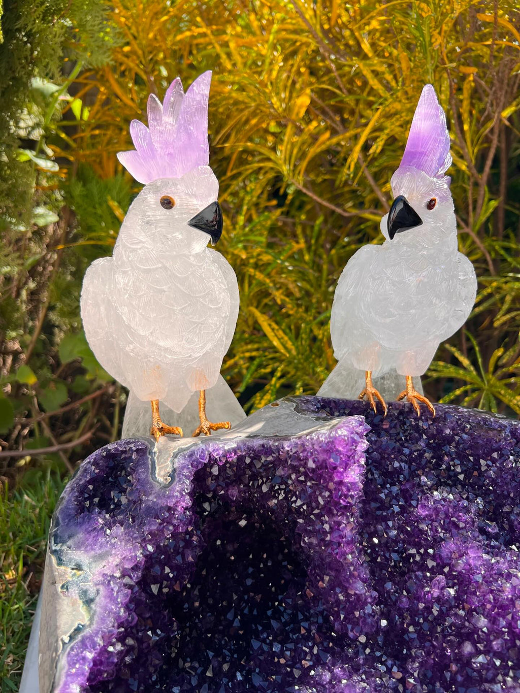 Crystal Cockatoos on Amethyst Geode Bowl — Crystal Carving