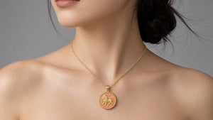 Médaille Zodiaque on model · ~10mm