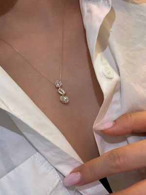Pendentif Trio Mixte · on-model