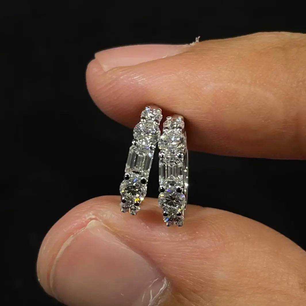 Nivécole pavé ear cuff on ear