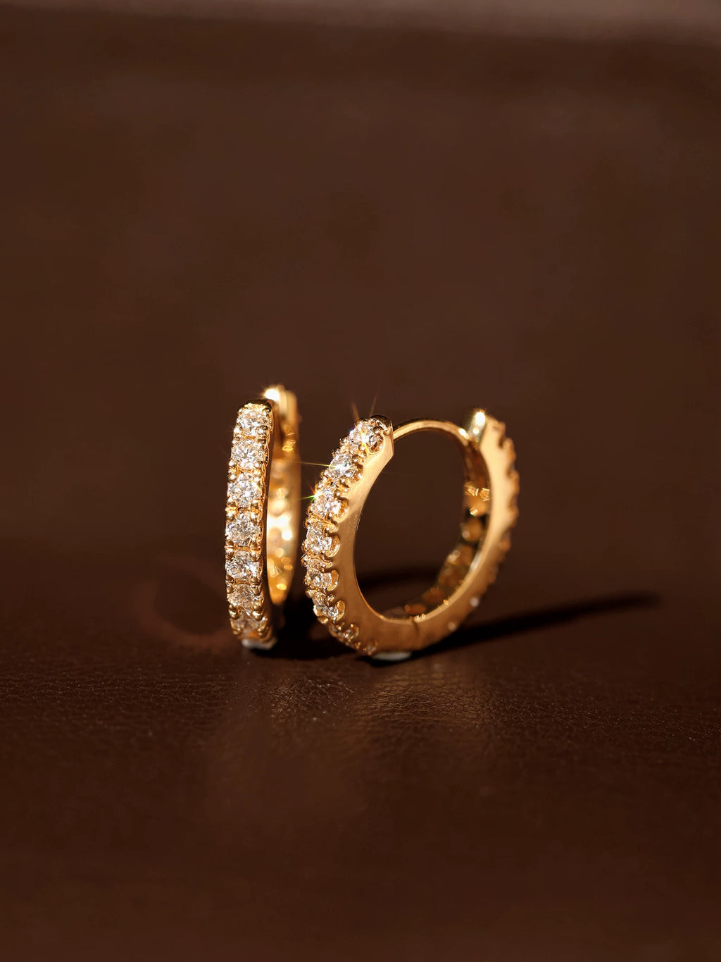Filhaute pavé lab-grown hoops