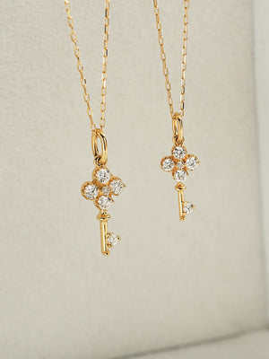 Clé Trèfle key clover pendant