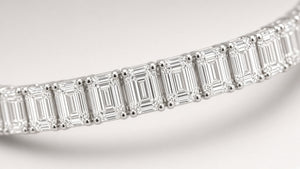 Émerive Emerald Tennis Necklace close-up · colourless emerald-cut lab-grown diamonds · Maison Alexa