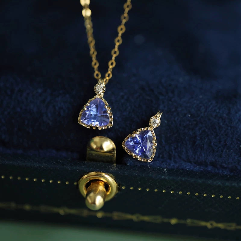 Lavande Tanzanite Pendant